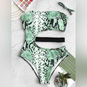 *NWOT* ZAFUL Snake Animal Print Cutout One-piece Swimsuit